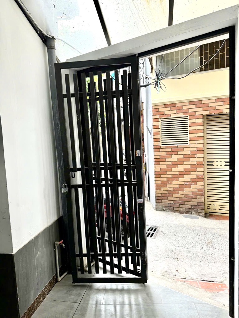 NHÀ MINH KHAI NGÕ RỘNG GẦN OTO 33M- 5* tỷ - Ảnh chính